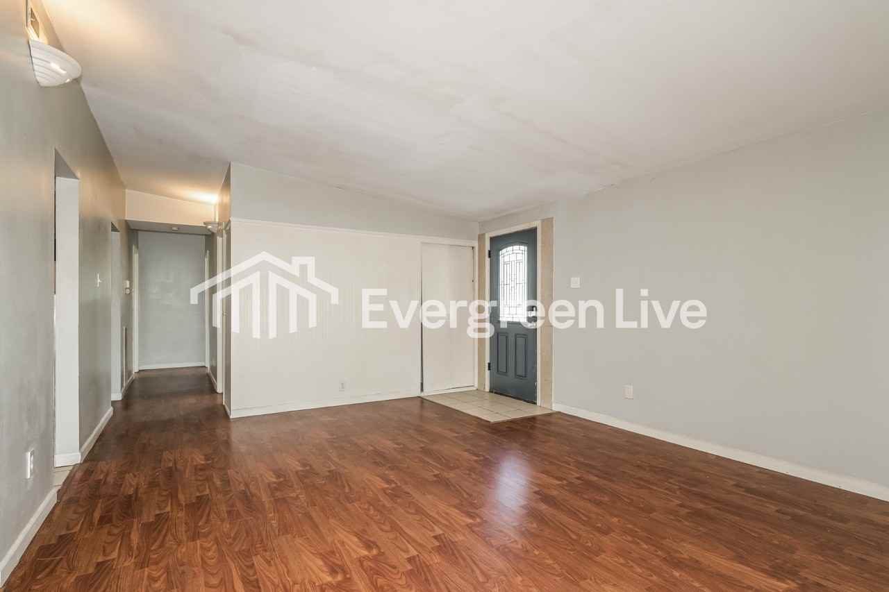80 Taney Dr - Photo 3 of 15