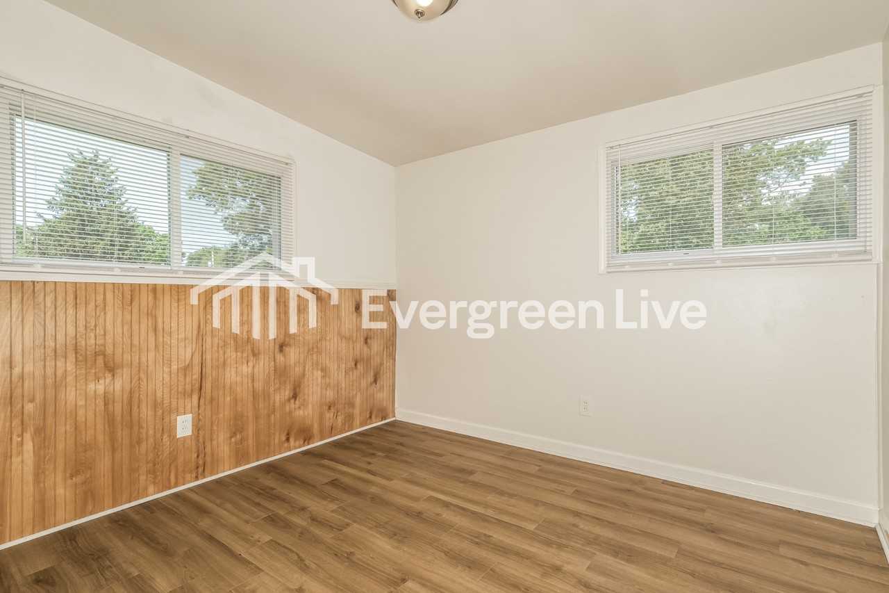 80 Taney Dr - Photo 7 of 15
