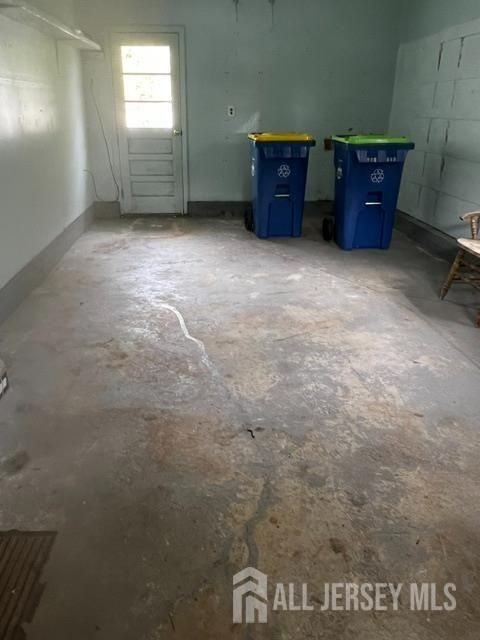42 Edgewood Ter - Photo 5 of 12