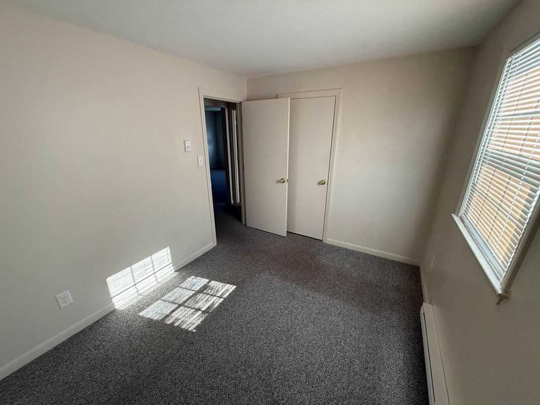 2 Grand Ave - Photo 4 of 9