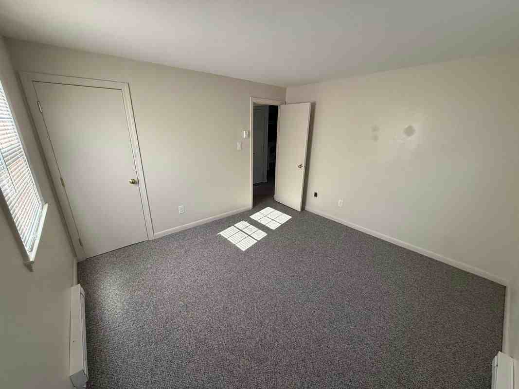 2 Grand Ave - Photo 5 of 9