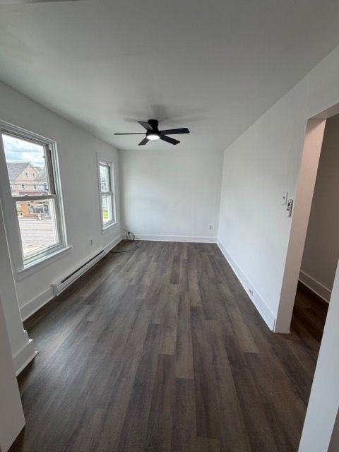 519 W Broad St - Photo 2 of 8