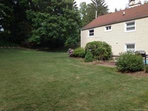 15 Earl Ave - Photo 3 of 3