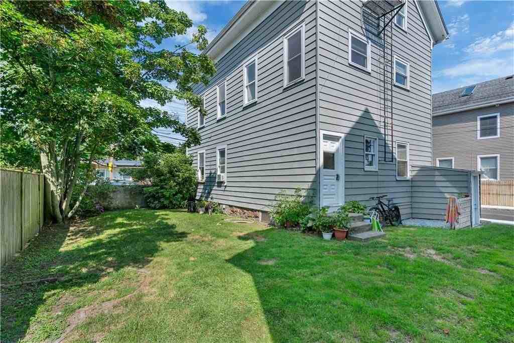 24 Pond Ave ##1 - Photo 5 of 25