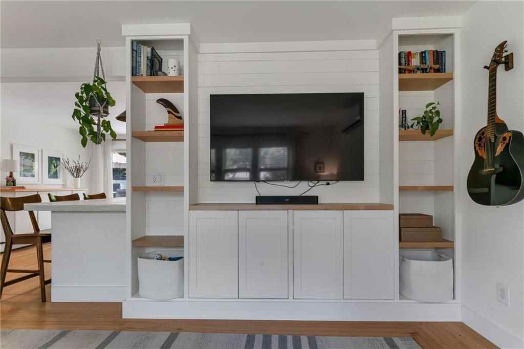 19 Sherwood Rd - Photo 6 of 32