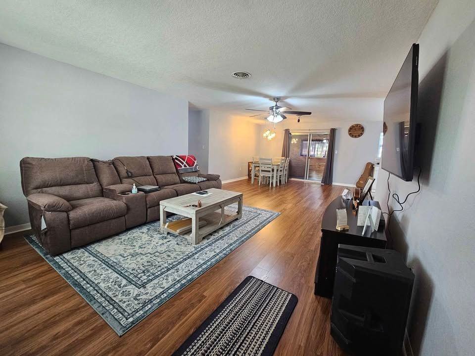 1000 S Lake Dr - Photo 3 of 18