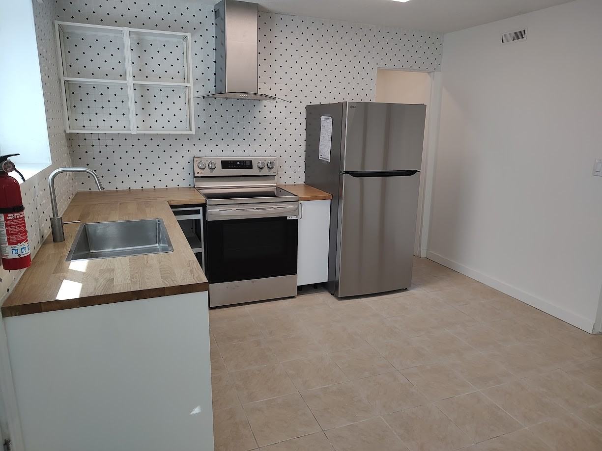6237 Portland Street - Photo 7 of 15