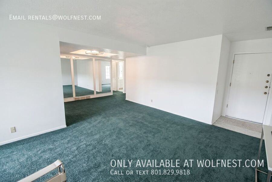 5772 S Waterbury Way #E - Photo 7 of 29