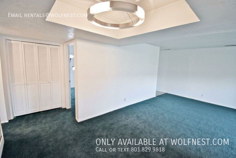 5772 S Waterbury Way #E - Photo 3 of 29