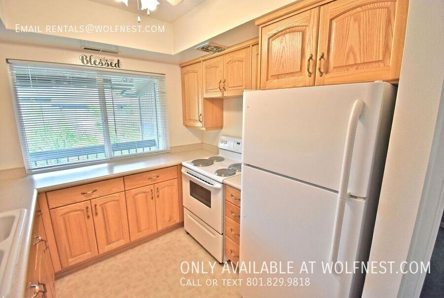 5772 S Waterbury Way #E - Photo 6 of 29