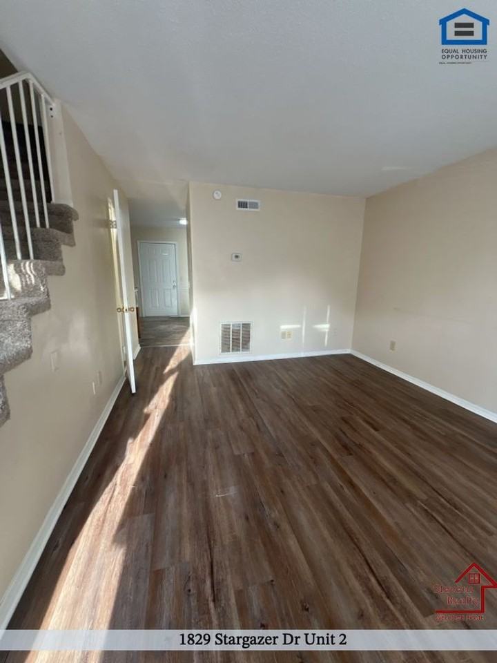 1829 Stargazer Dr #2 - Photo 4 of 15