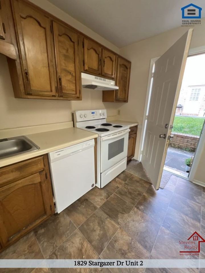 1829 Stargazer Dr #2 - Photo 6 of 15