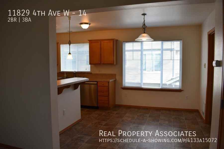 11829 4th Ave W #14 - Photo 6 of 20