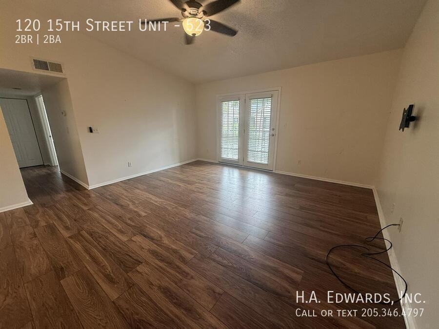120 15th St #523 - Photo 7 of 10