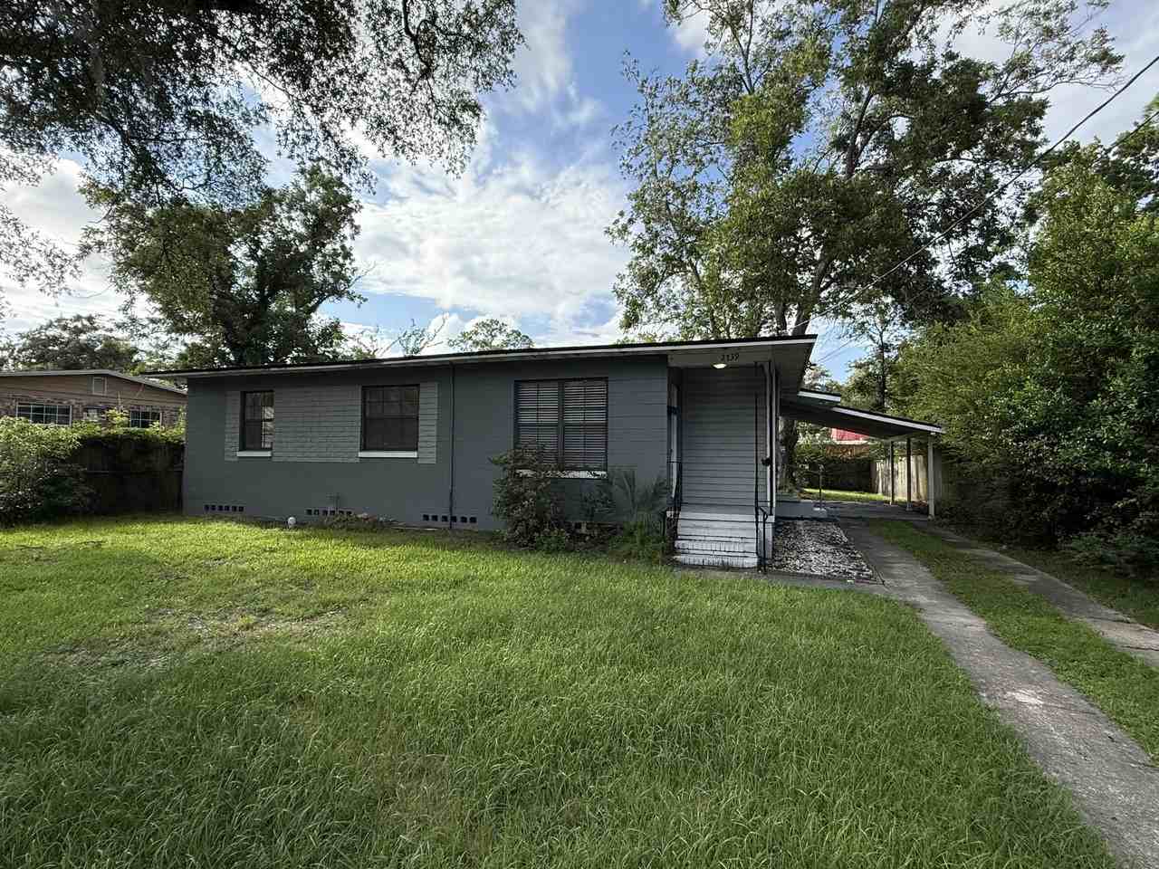 2739 King Cole Dr