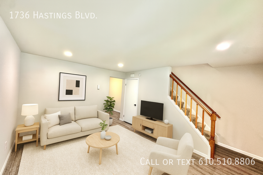 1736 Hastings Rd - Photo 2 of 13