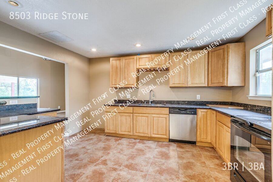 8503 Ridge Stone St - Photo 7 of 16