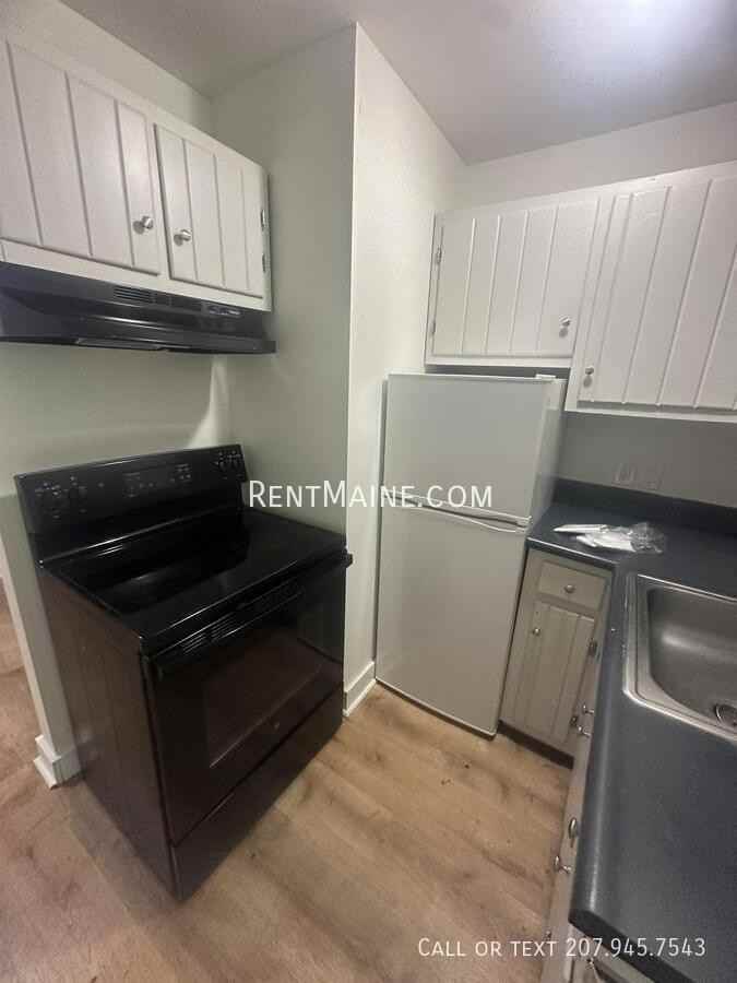 176 Augusta Rd #4 - Photo 5 of 13
