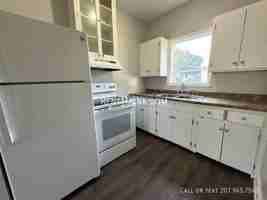 featured image of 254 Elm St #1