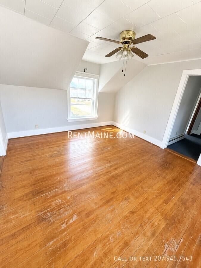 35 Bosworth St #2 - Photo 2 of 15