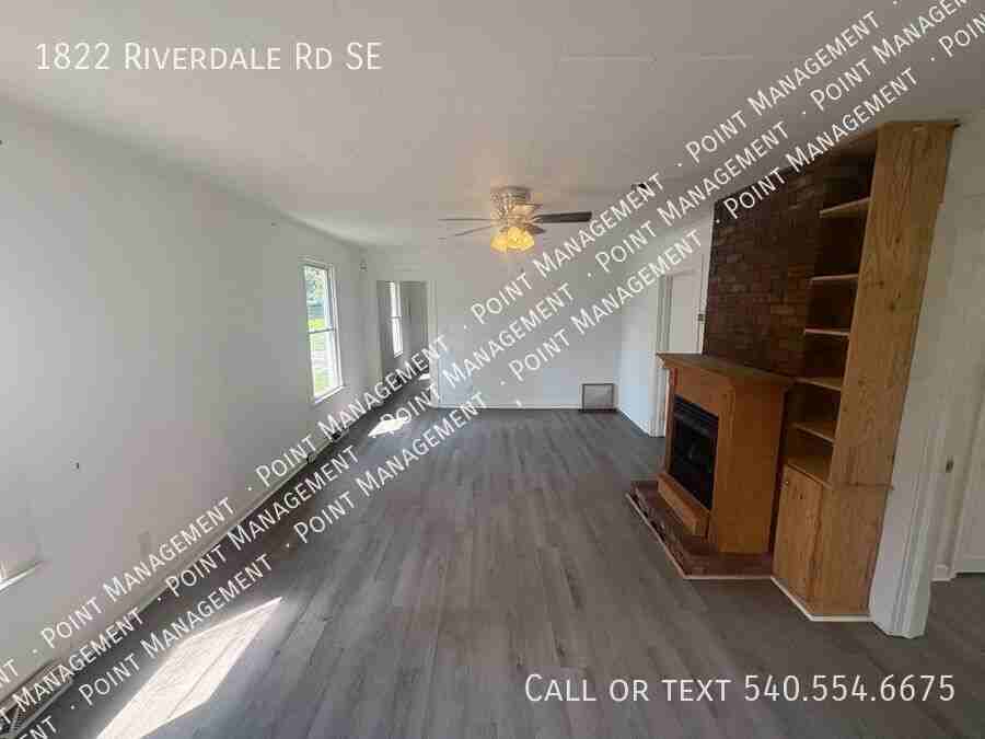 1822 Riverdale Rd Se - Photo 4 of 10