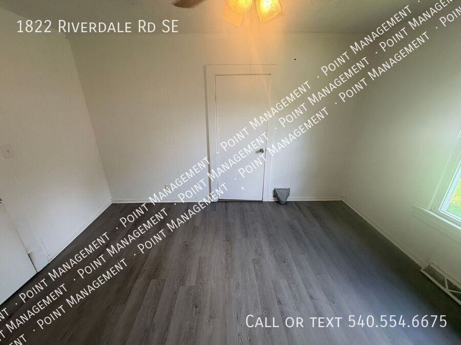 1822 Riverdale Rd Se - Photo 6 of 10