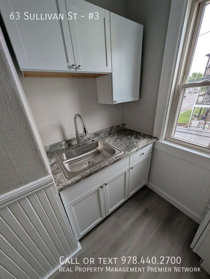 63 Sullivan St #3 - Photo 6 of 14