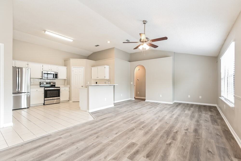 8840 Saint Lucia Ct - Photo 4 of 16