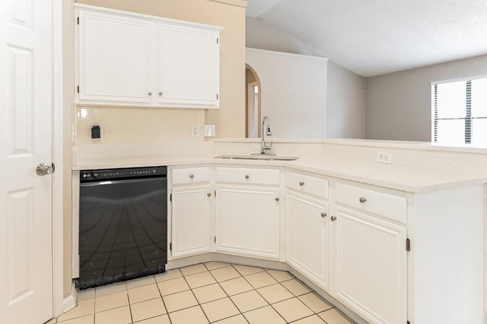 8840 Saint Lucia Ct - Photo 6 of 16