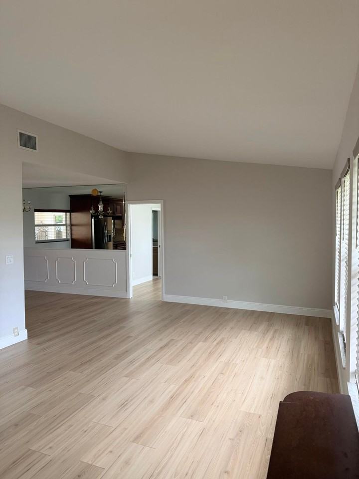 2601 West Carandis Road - Photo 4 of 17