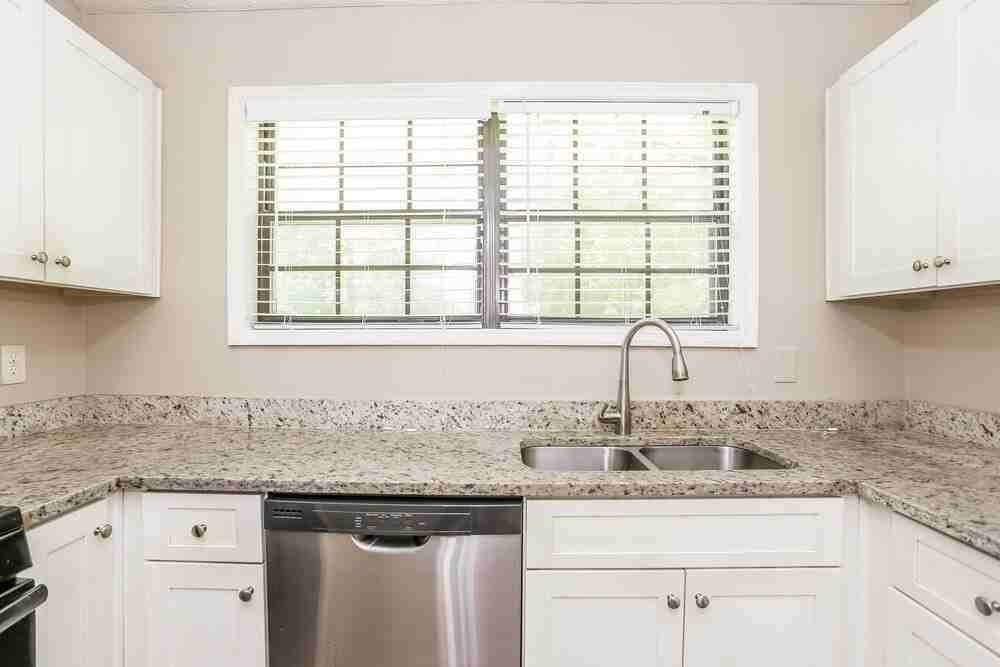900 Turtle Bend Ln - Photo 6 of 23