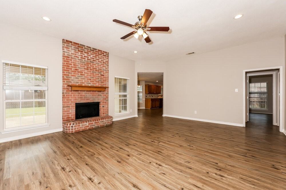 105 Princeton Cir - Photo 5 of 16