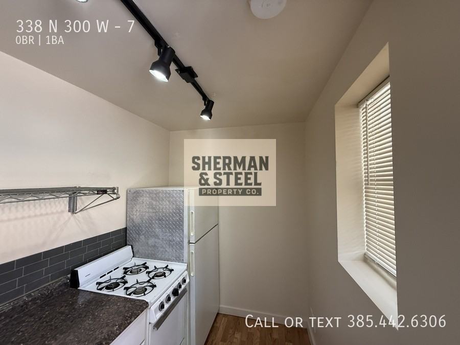 338 N 300 W #7 - Photo 5 of 16