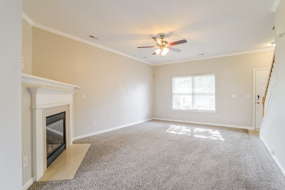 1733 Larne Cir - Photo 4 of 17
