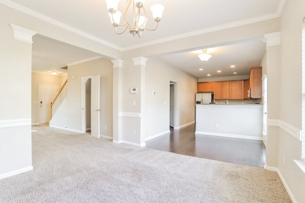 1733 Larne Cir - Photo 6 of 17