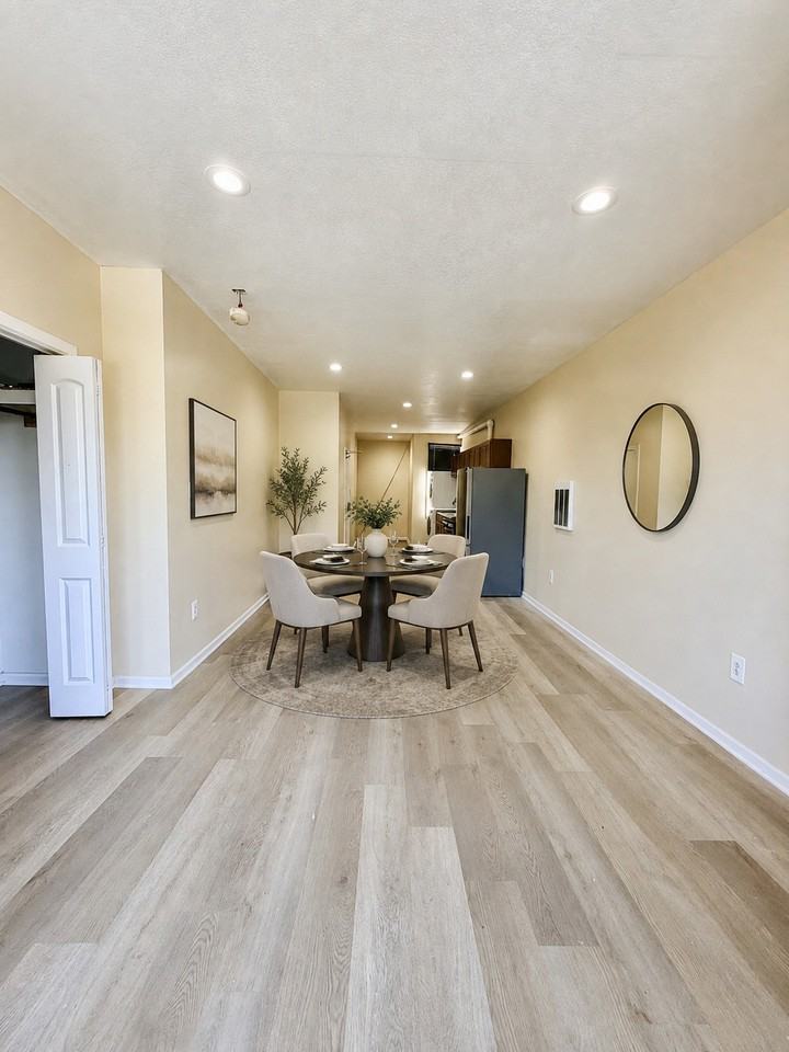 2213 N 33rd St #2 - Photo 7 of 17