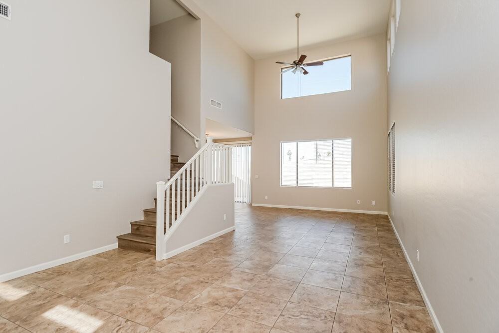 125 N 22nd Pl #39 - Photo 5 of 17