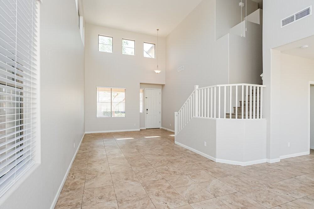 125 N 22nd Pl #39 - Photo 7 of 17