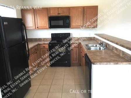 6404 Reanna Way - Photo 3 of 9