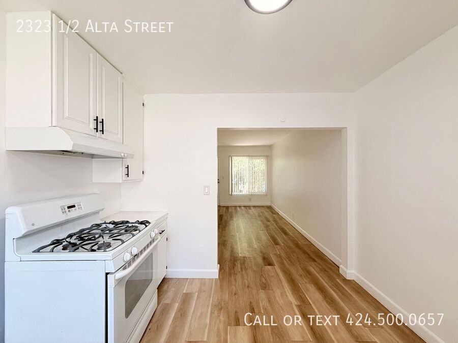 2323 1/2 Alta St - Photo 6 of 14
