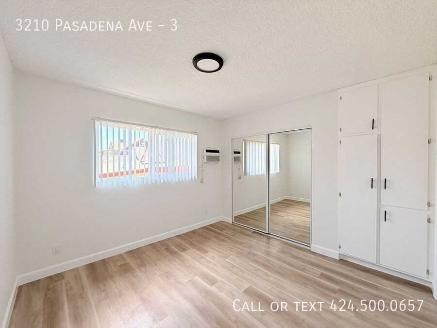 3210 Pasadena Ave #3 - Photo 6 of 11