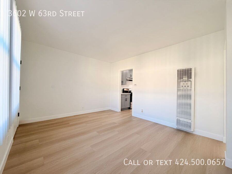 3602 W 63rd St - Photo 3 of 10