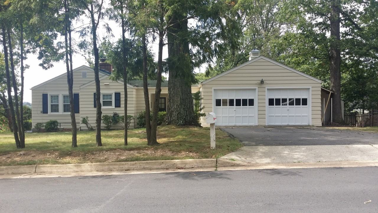 6900 Mount Daniel Dr - Photo 4 of 29