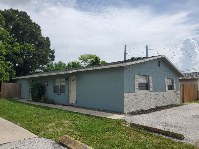3755 66th Ave N #B - Photo 2 of 7