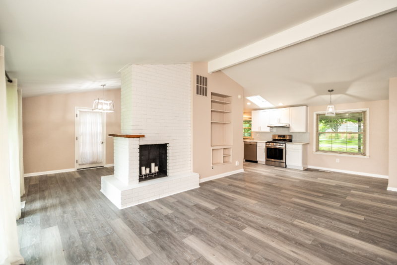 1239 Ashover Dr - Photo 6 of 31