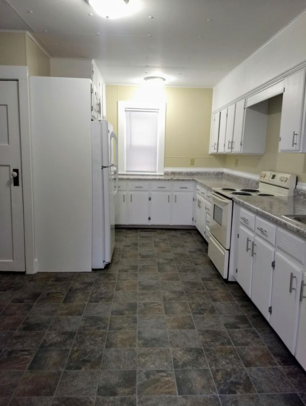 136 E Lawrence St #1 - Photo 3 of 10