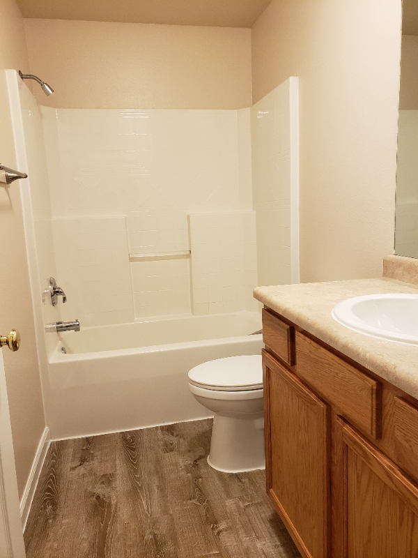 345 W Kennedy Ave #12 - Photo 7 of 15