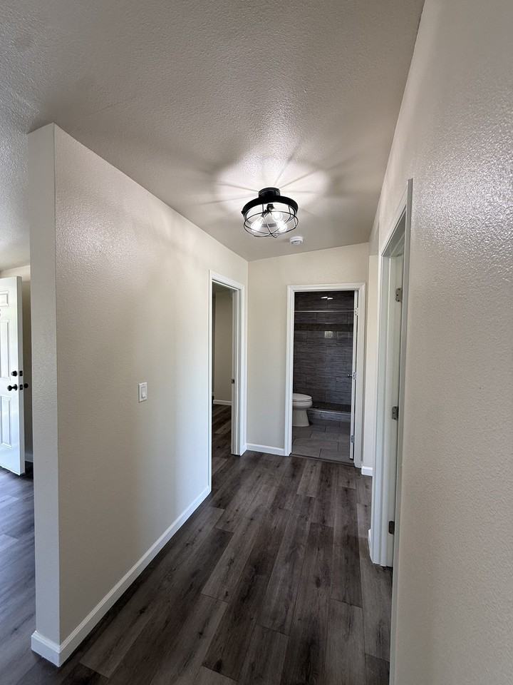 948 N Van Ness Ave #948 - Photo 5 of 14