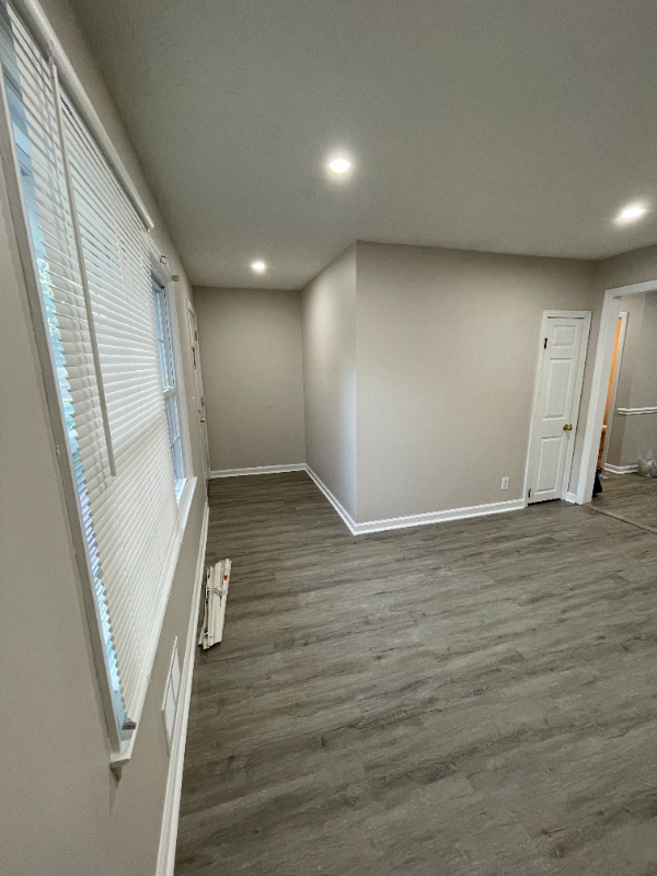 1717 River St Ne #B - Photo 6 of 19
