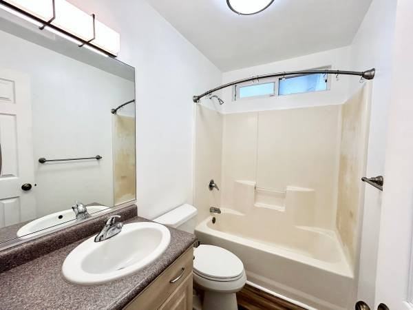 222 Hiolani St - Photo 3 of 13
